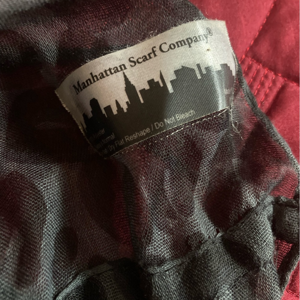 Gray Leopard Infinity Scarf 🐆🧣 - Picture 4 of 4